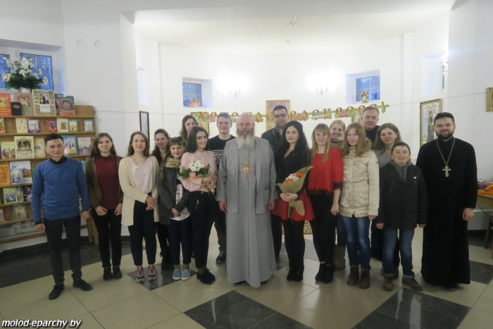 Правящий архиерей встретился с молодежью